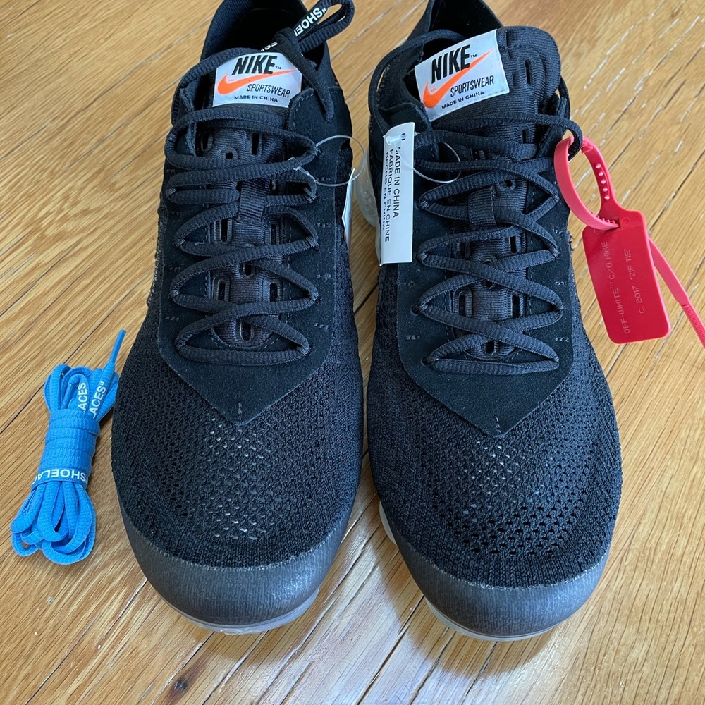 Nike Air Vapormax FK - Off White - New In Box